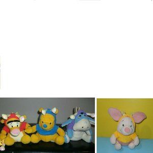 Disney Spring HUG A BUG Winnie the Pooh & Friends Plush